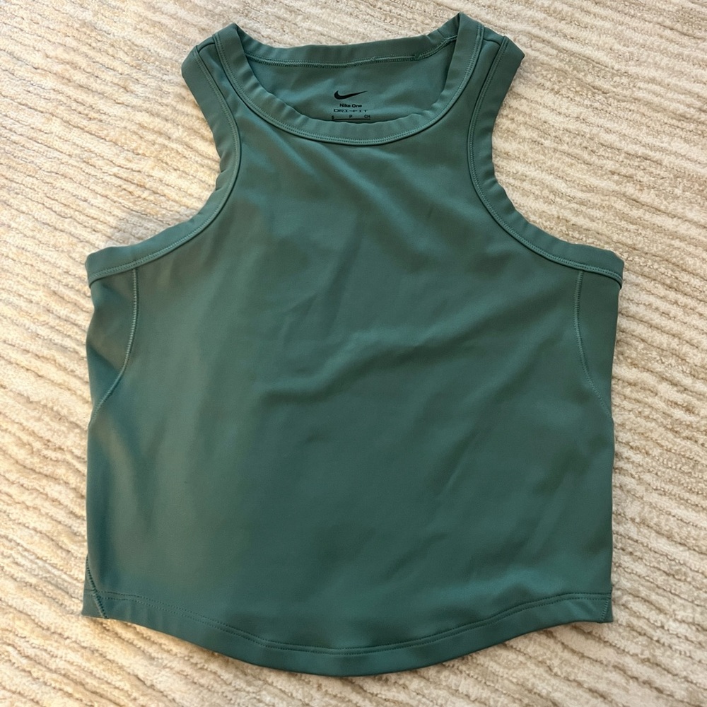 LIKE NEW Nike One Fitted Tank